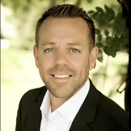 justinsteillheadshot