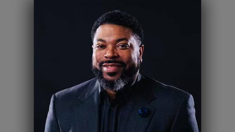 lathaypegues headshot